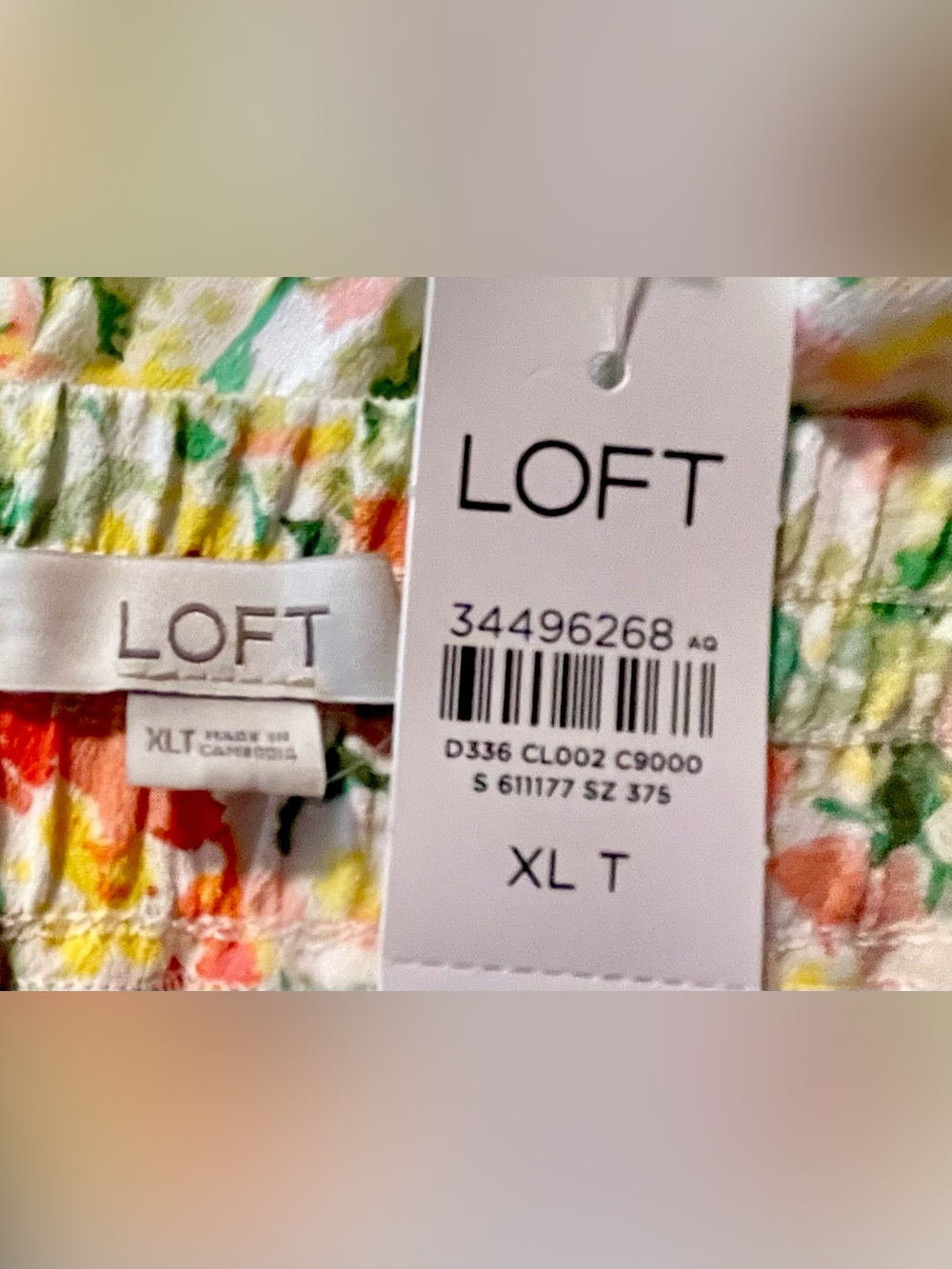 LOFT Floral Ruffle-Hem Mini Skirt
SIZE XL Tall **NEW WITH TAGS** - Picture 3 of 10